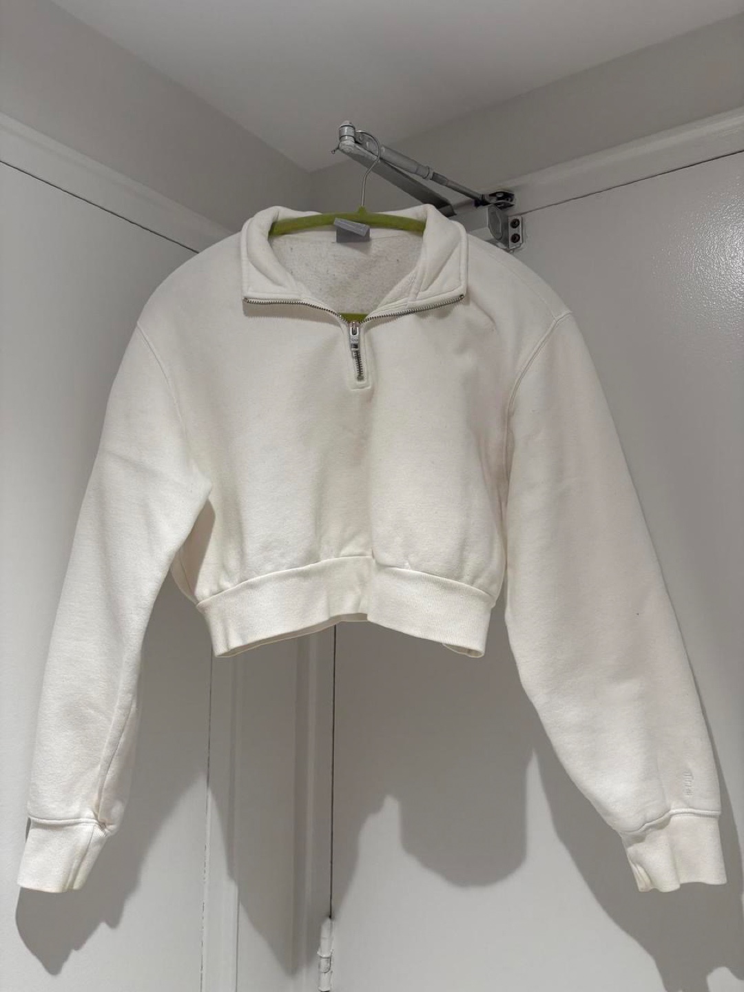 Aritzia TNA 1/4 Zip Sweatshirt - photo 5
