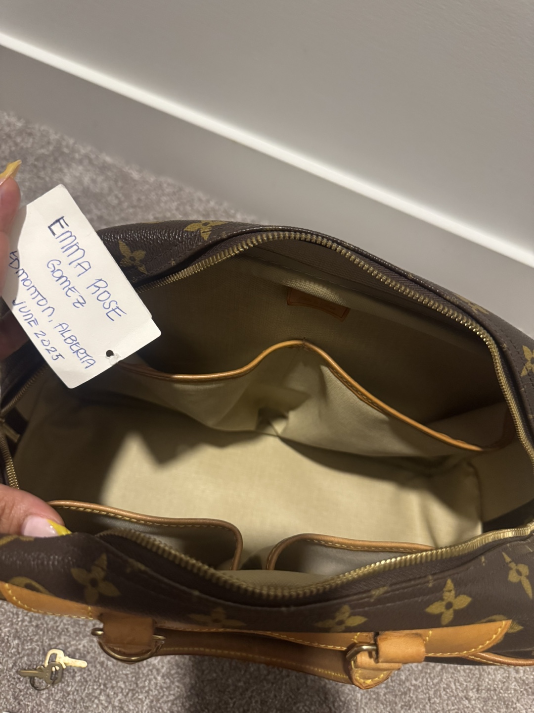 Louis Vuitton Monogram Canvas Handbag - photo 4