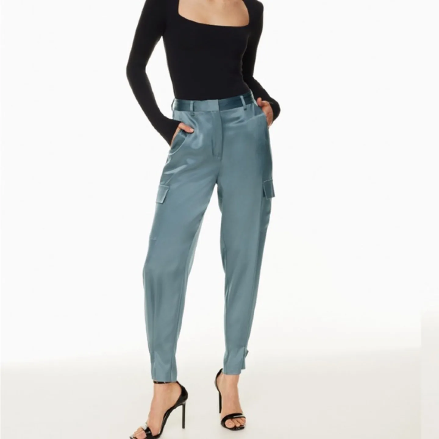 Aritzia Wilfred Cargo Pants- size 6 thumbnail