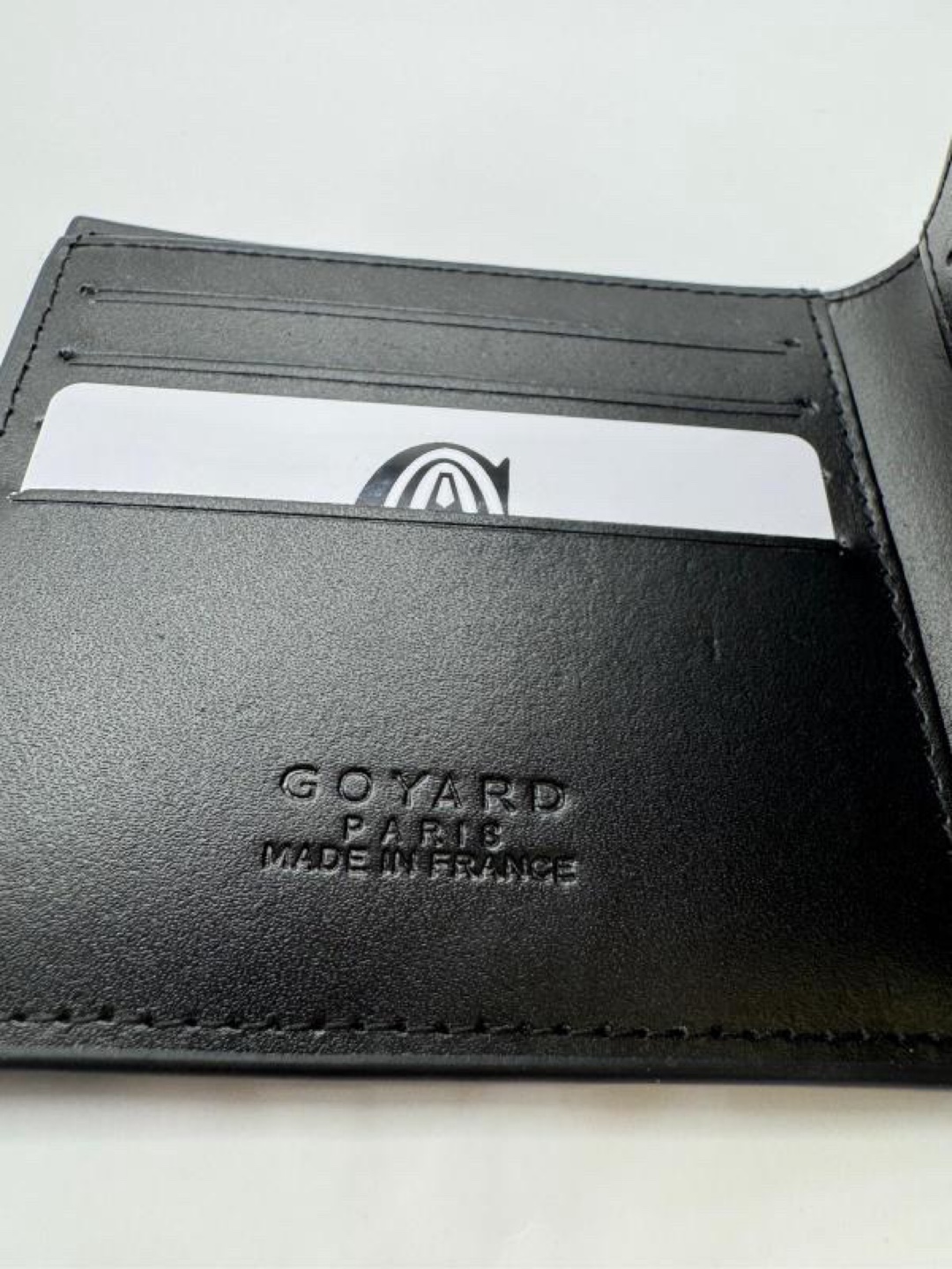 Goyard Bi-Fold Wallet - Like New! - photo 5