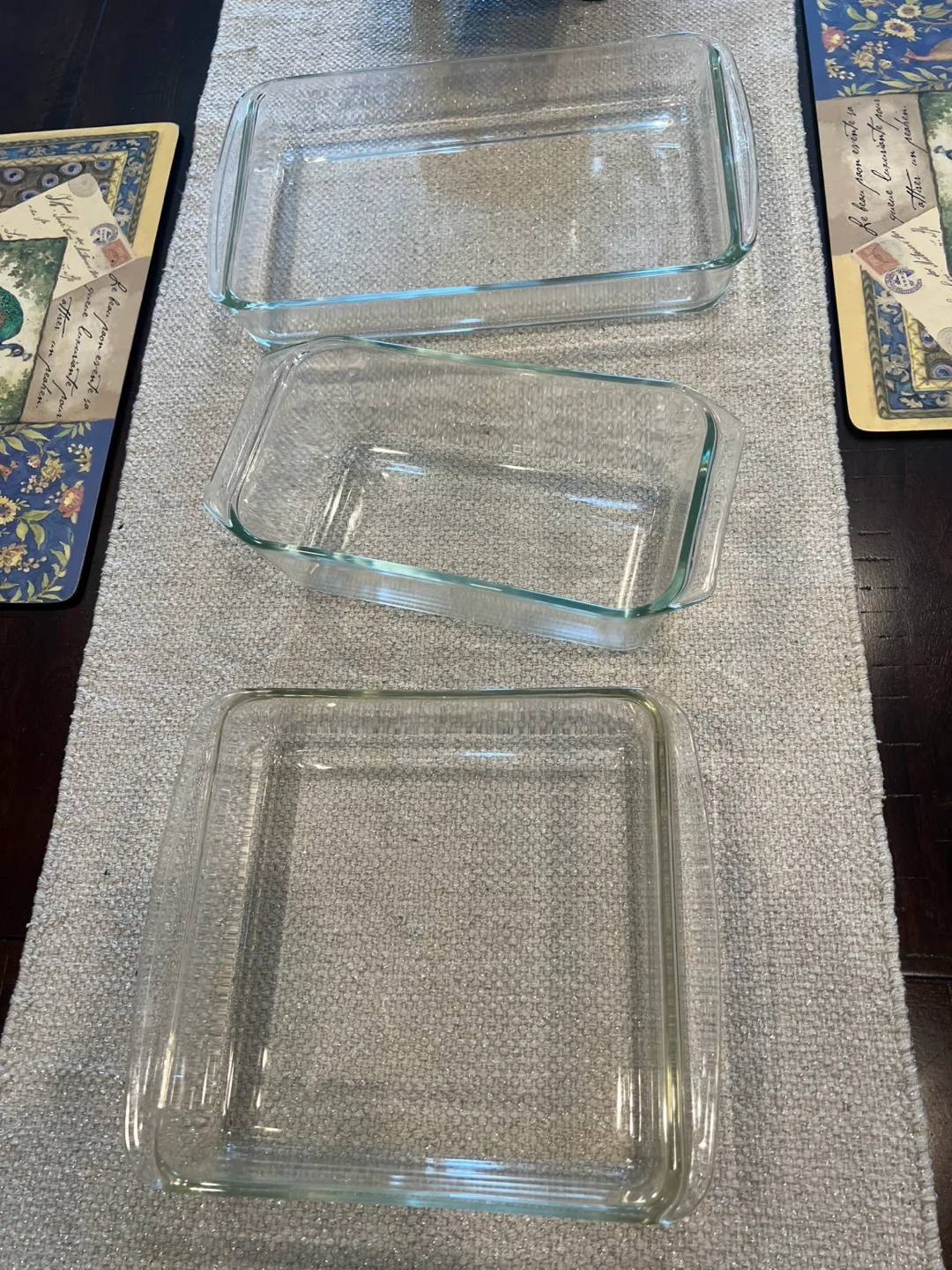 Pyrex Glass Baking Dishes - Set of 3 thumbnail