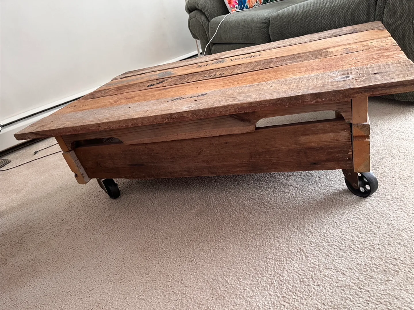 Rustic Wooden Coffee Table 🇨🇦 image indicator(7)