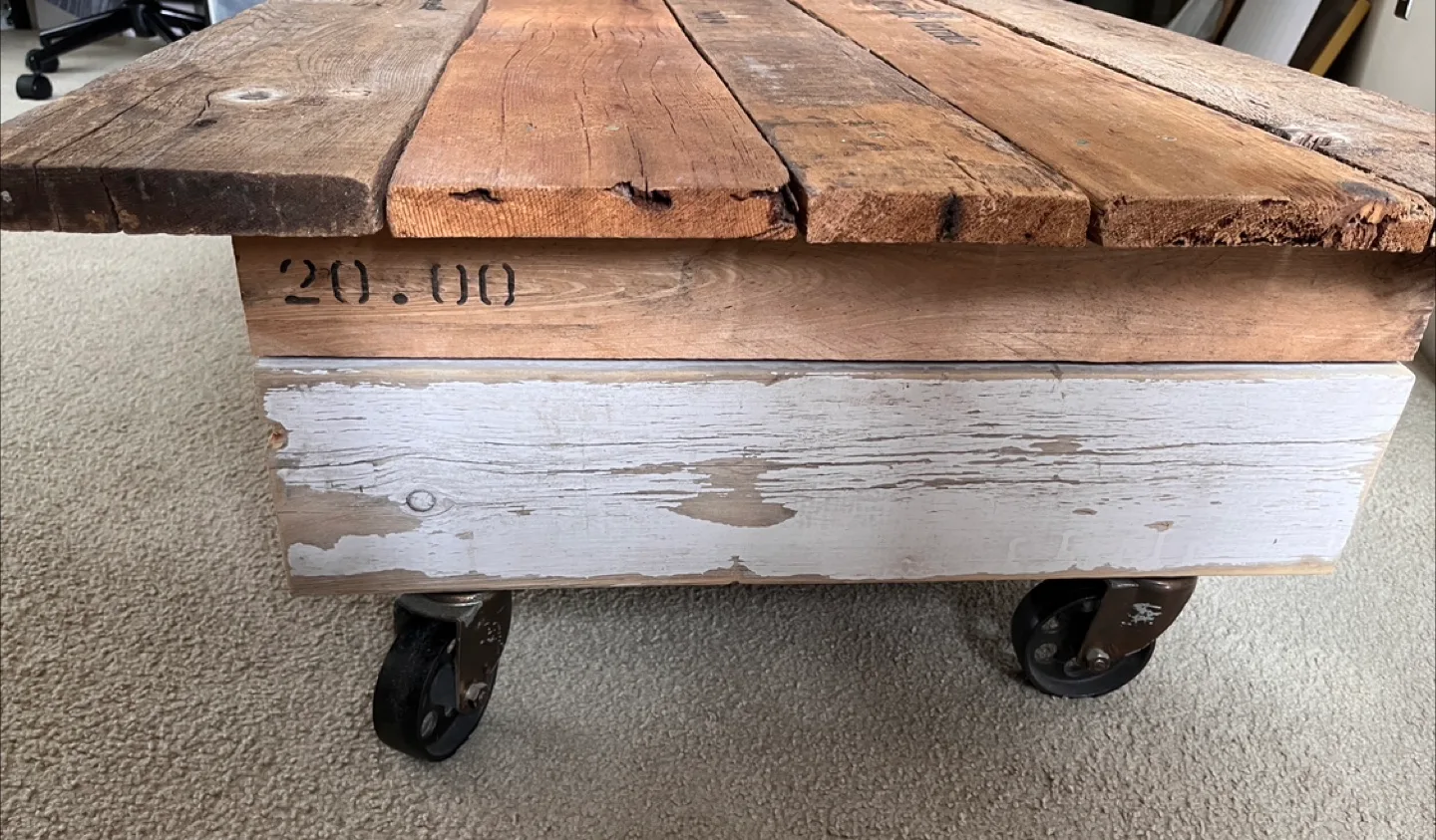 Rustic Wooden Coffee Table 🇨🇦 image indicator(2)