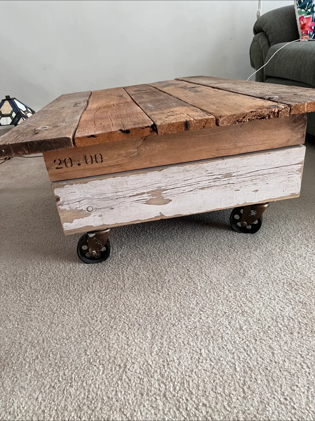 Rustic Wooden Coffee Table 🇨🇦 image indicator(6)