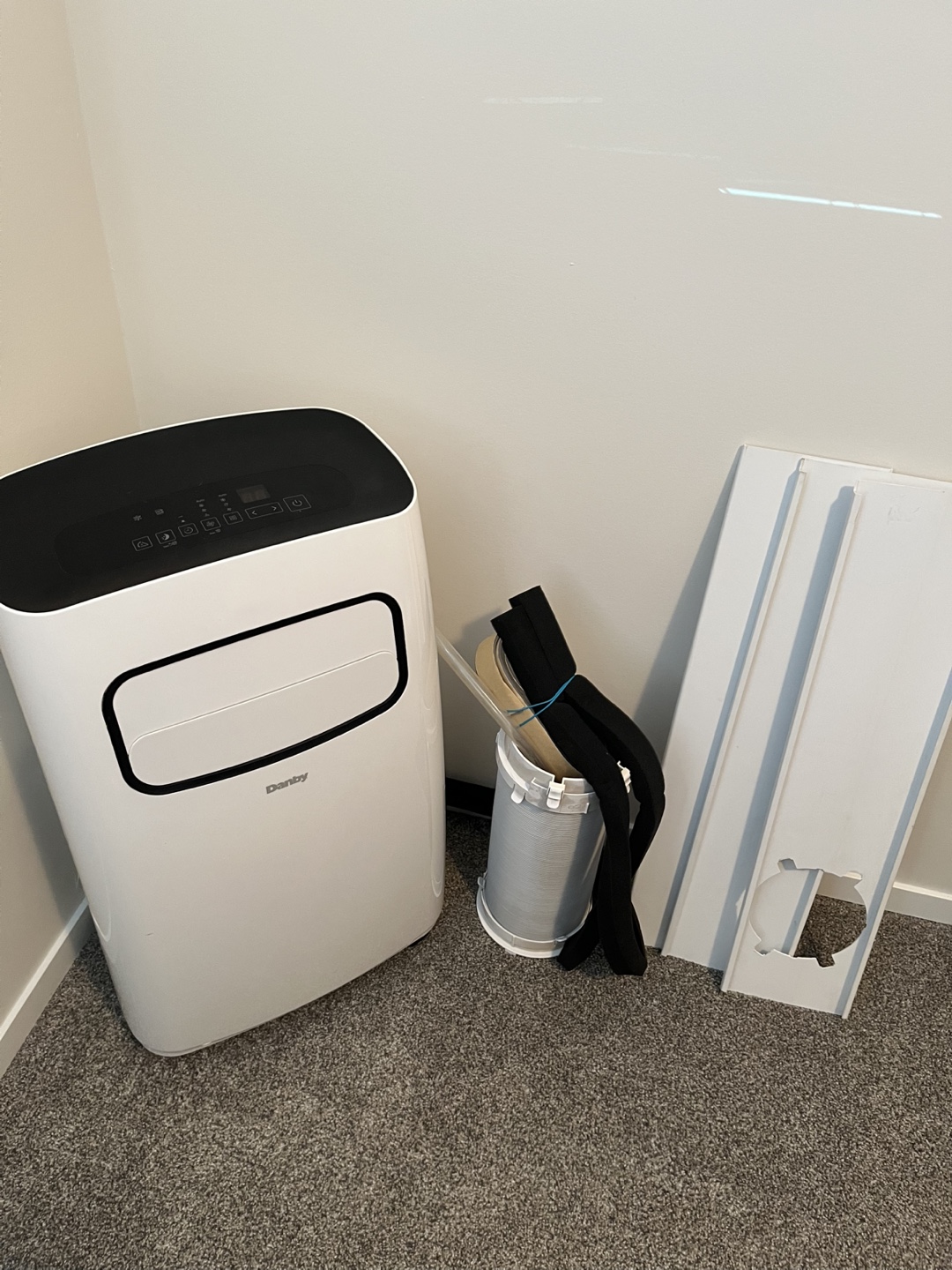 Danby Portable Air Conditioner - photo 2