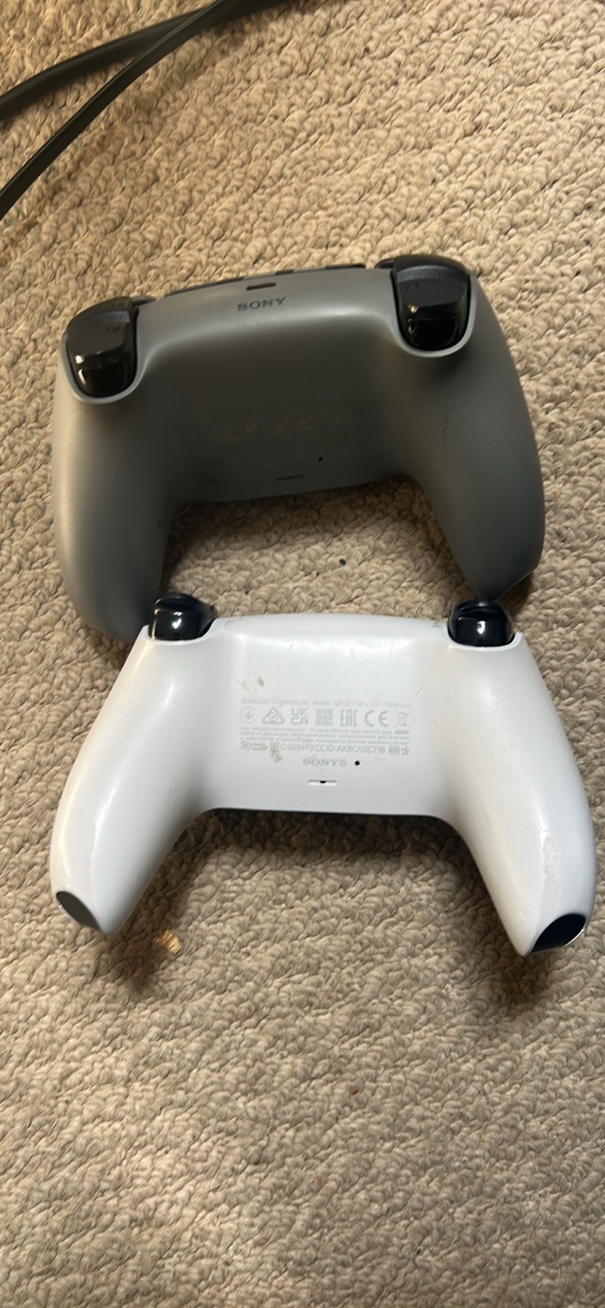 Sony PlayStation 5 with 2 Controllers - photo 3