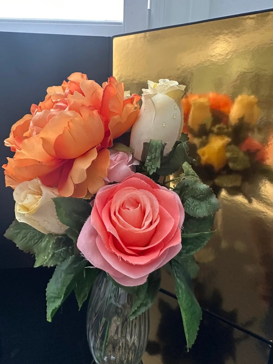 Artificial Flower Arrangement in Vase image indicator(4)