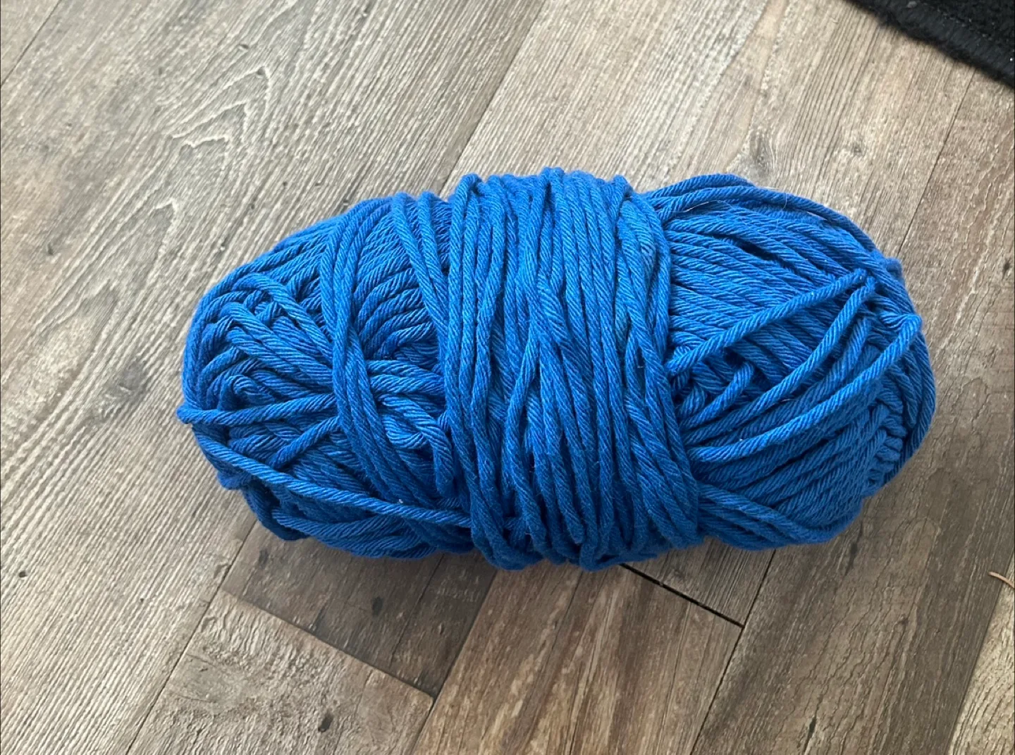 Blue Yarn Skein thumbnail