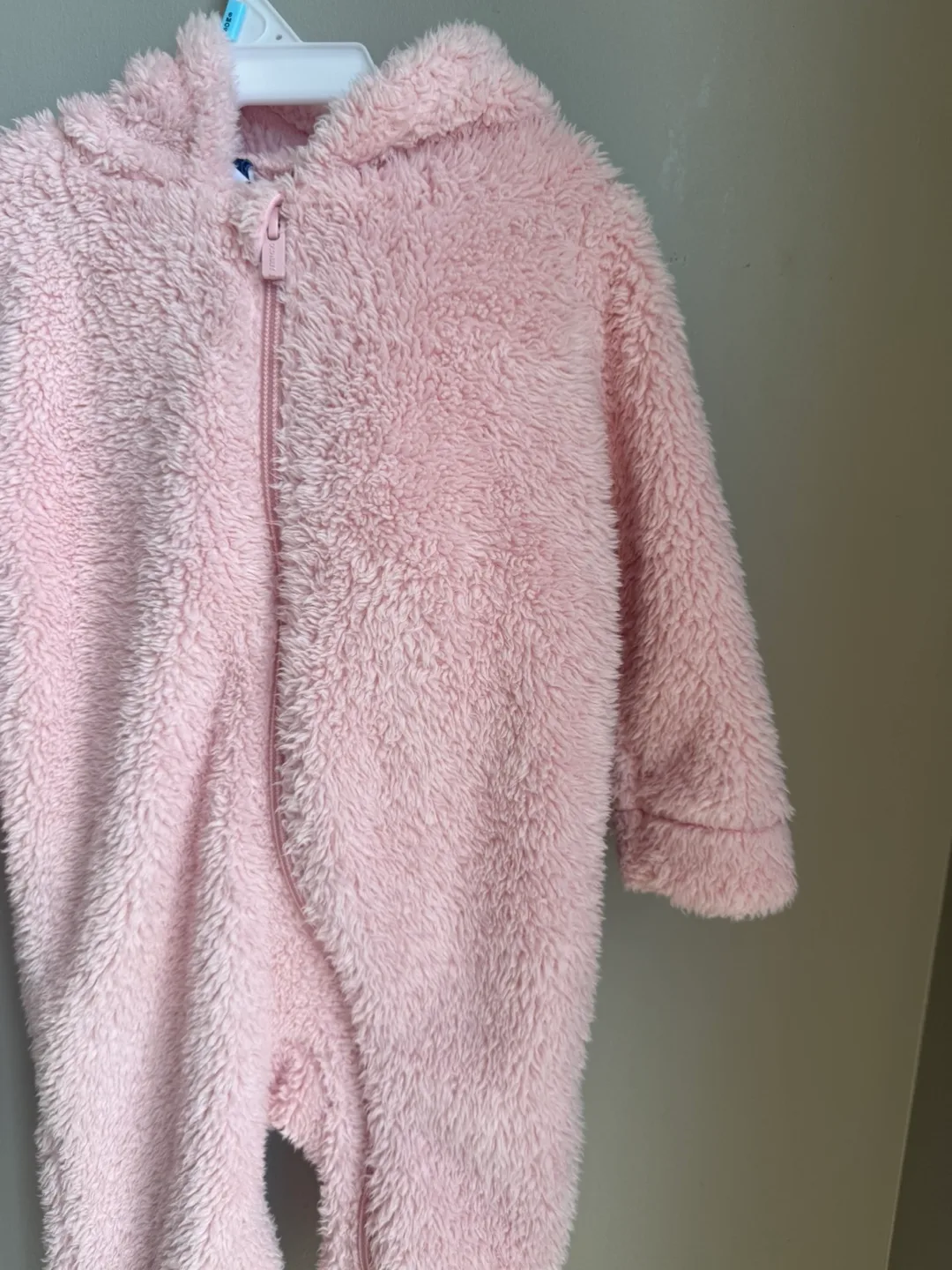 🇨🇦Old Navy Pink Bear Sherpa Onesie - 12-18 Months image indicator(3)