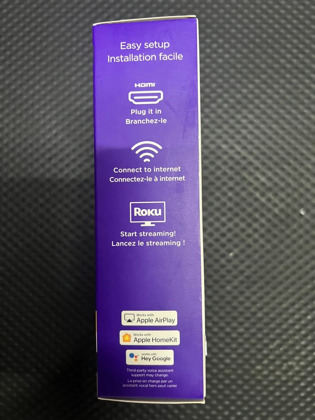 Roku Express 4K Streaming Stick image indicator(3)