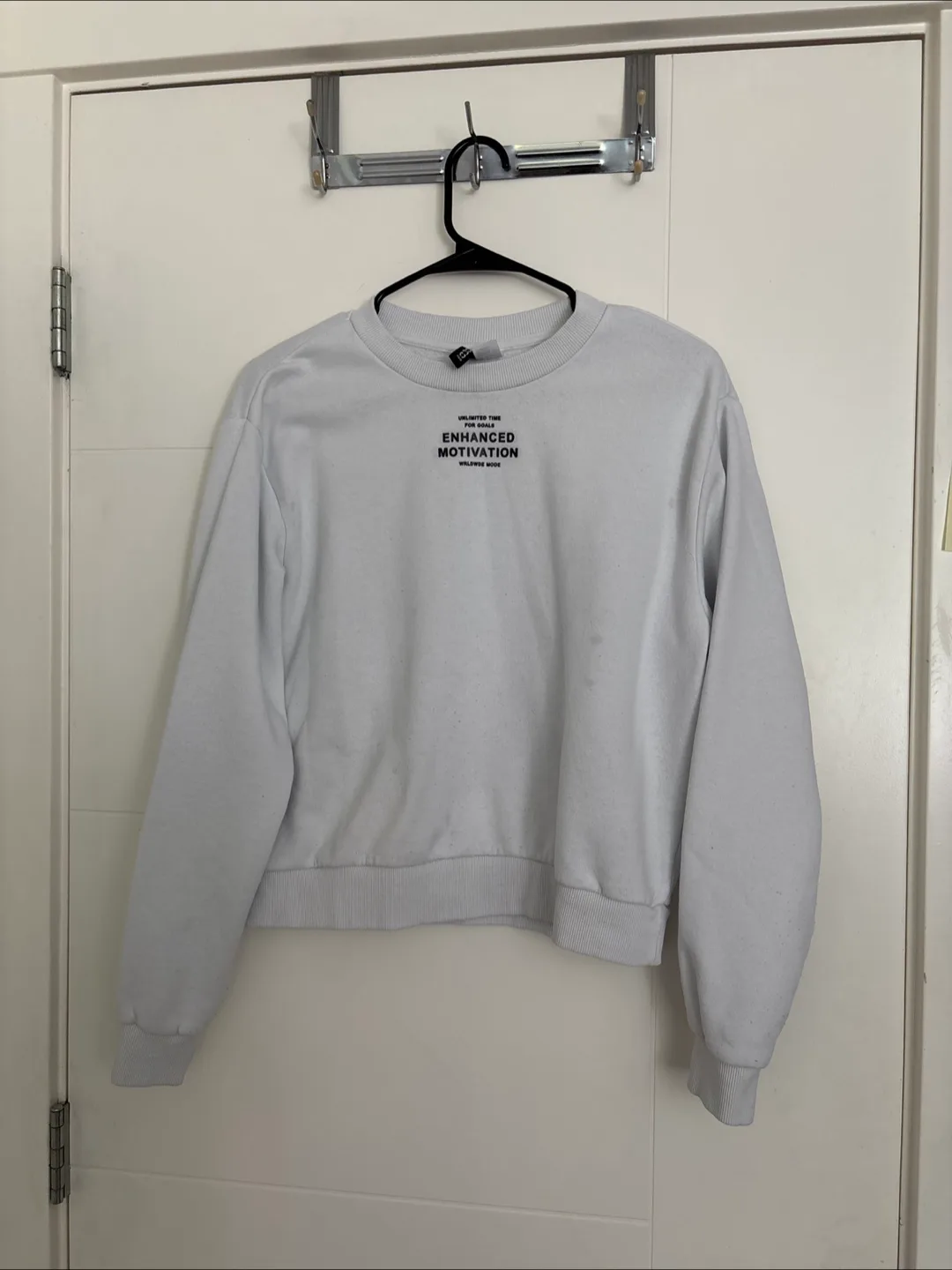 H&M Divided White Sweatshirt - Size M thumbnail