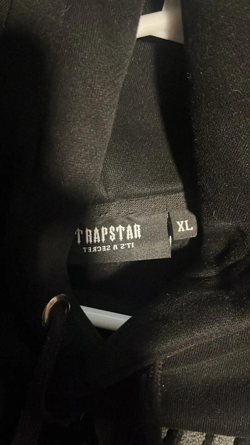 Trapstar Black Hoodie fits like large image indicator(2)