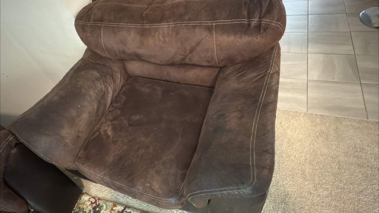 Brown Loveseat & Armchair Set - Free - photo 3