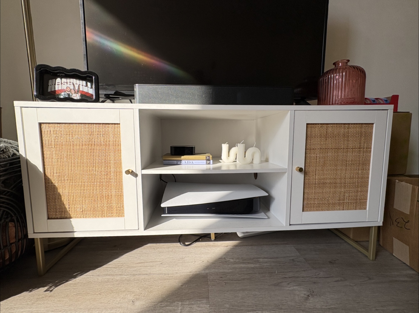 White & Rattan TV Stand/Console - photo 2