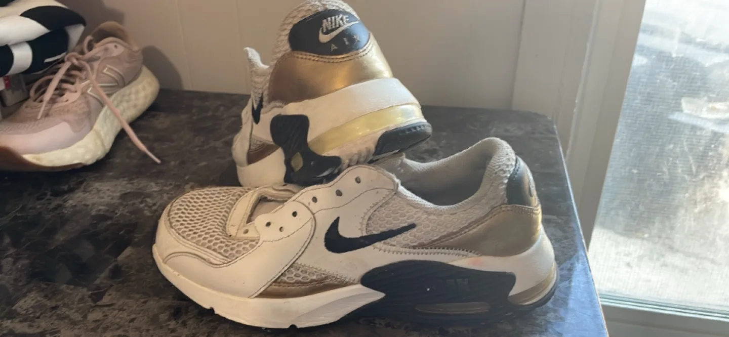 Nike Air Max  women’s shoes thumbnail