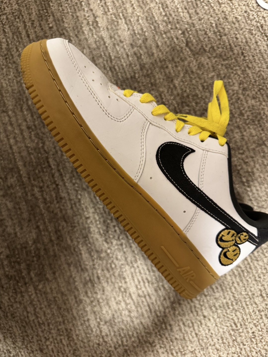 Nike Air Force 1 Low 'Go The Extra Smile' Sneakers