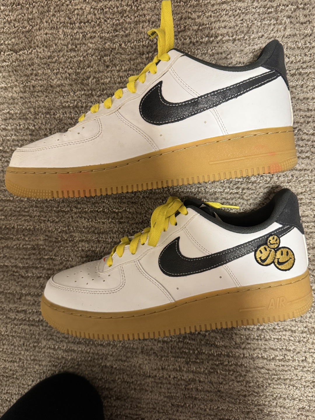 Nike Air Force 1 Low 'Go The Extra Smile' Sneakers - photo 5