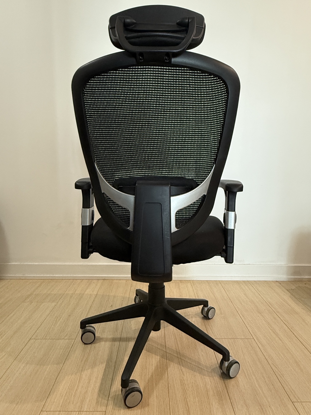 Ergonomic Mesh Office Chair with Headrest - photo 4