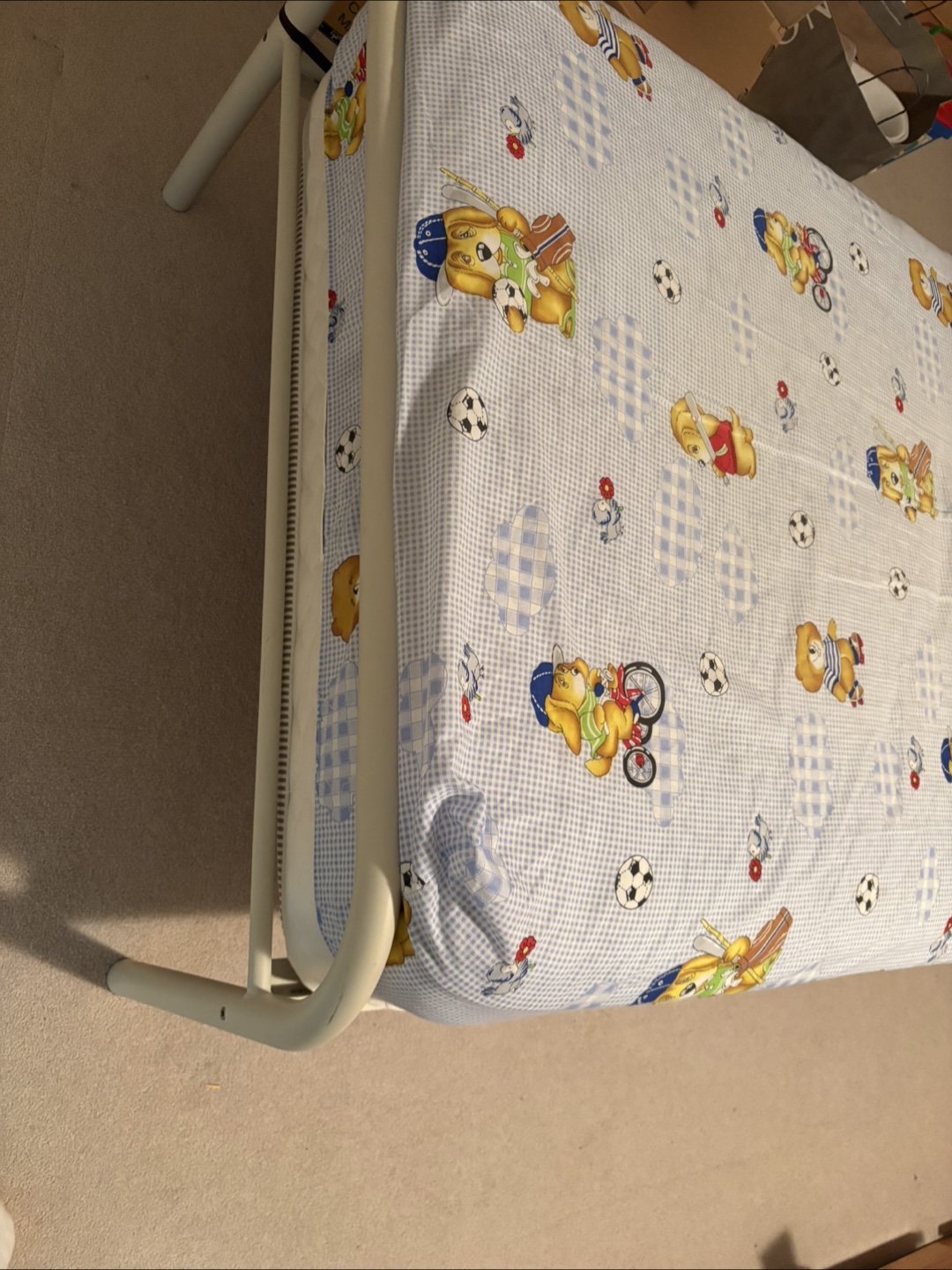 Twin size mattress and bed frame - photo 2