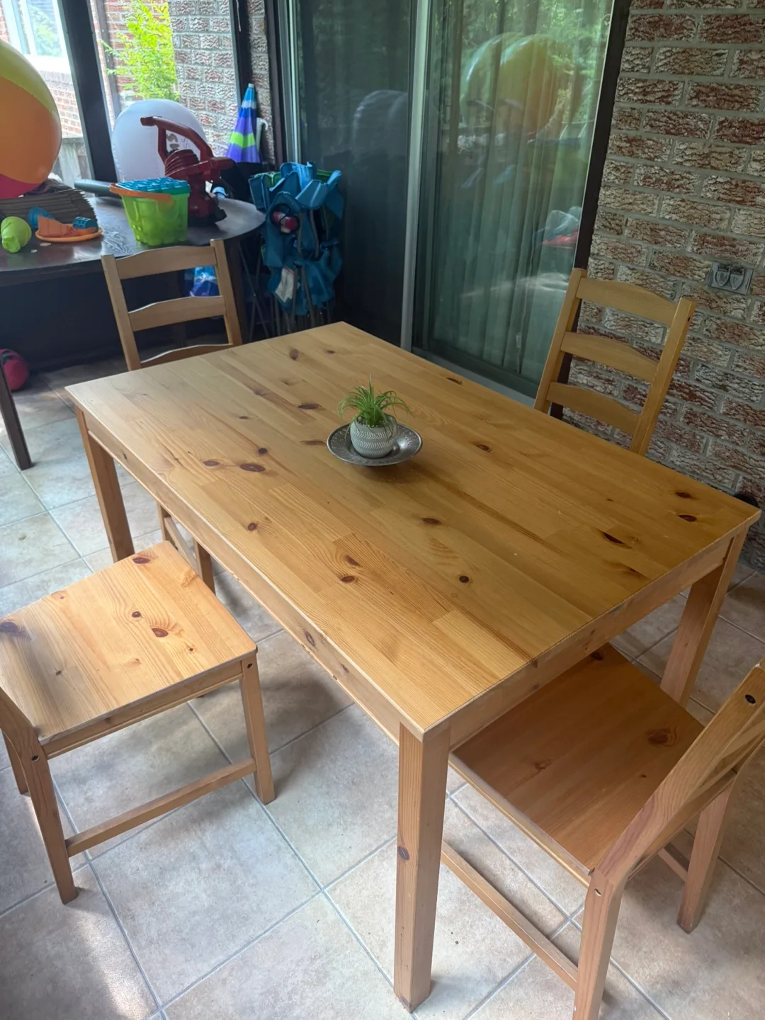 IKEA Dining Table and Chairs thumbnail
