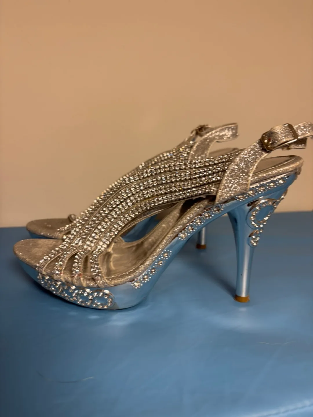 Mixed Household Items image indicator(10)