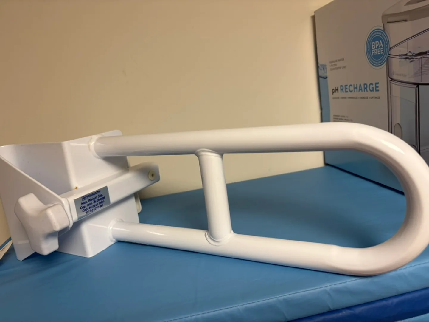 NOSHMANTHIN Grab Bar - White thumbnail