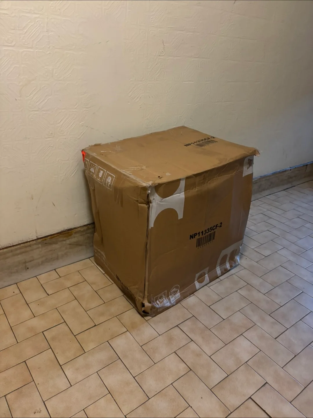 Costway 4 PCS Outdoor Swivel Patio Dining Chairs image indicator(4)