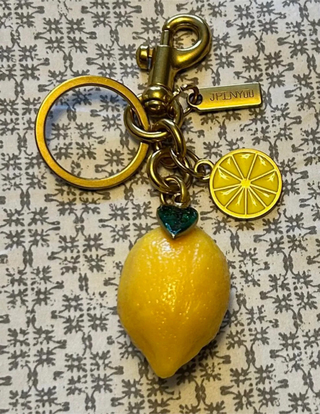 🤩 Lemon Keychain Bag Charm image indicator(2)