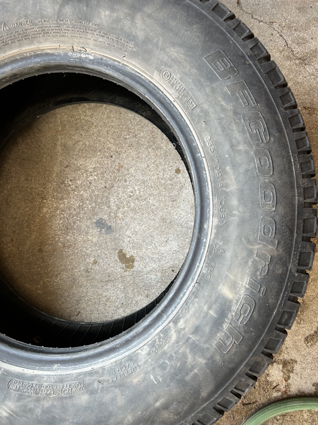 BFGoodrich Winter Slalom KSI 235/70R16 Tire - photo 2