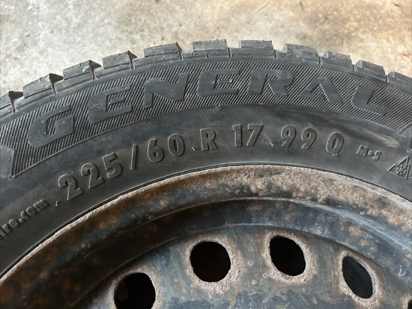 General Altimax Arctic 225/60R17 Studded Winter Tires