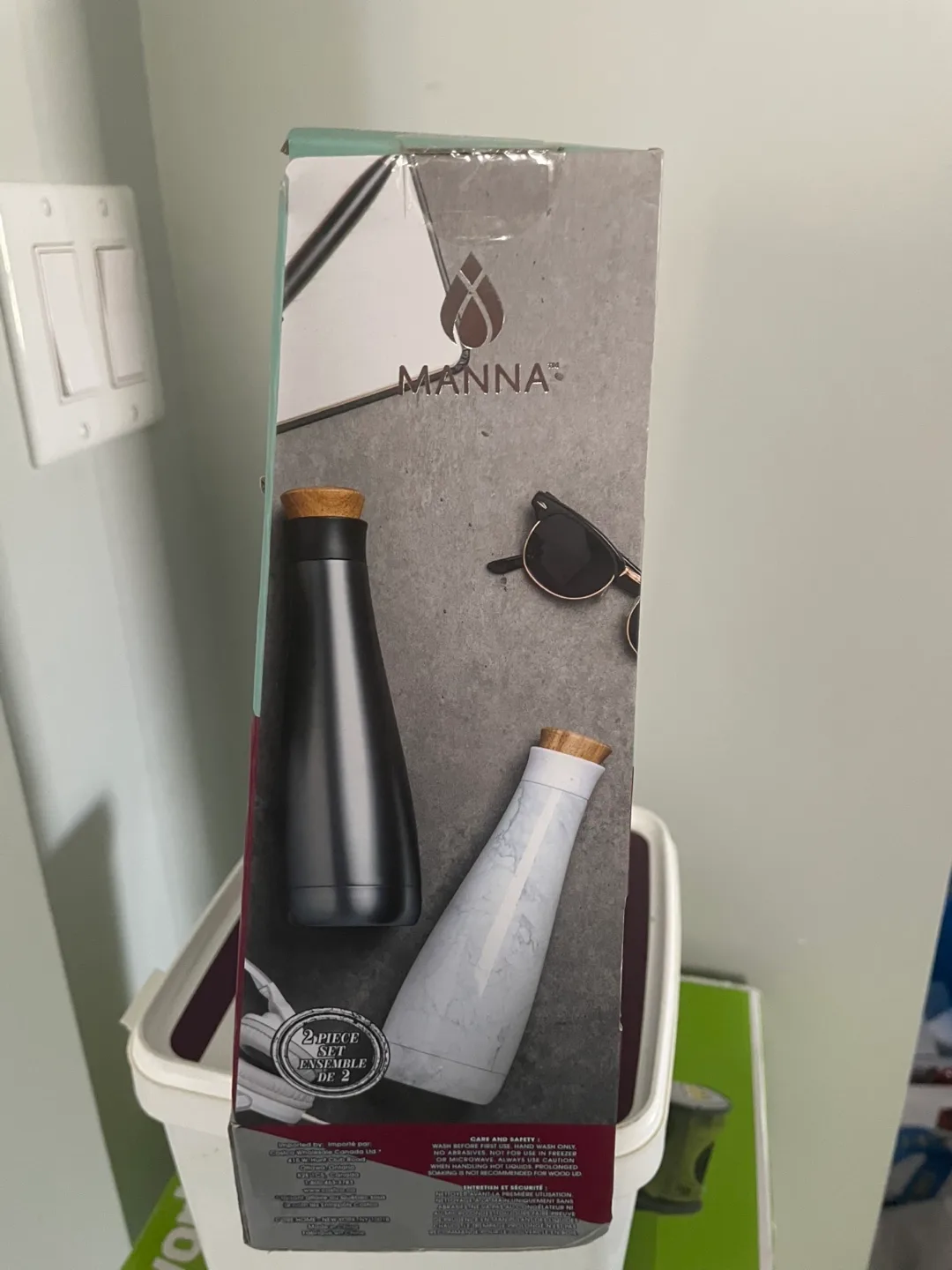 Manna Carafe Inspired Design Stainless Steel Bottles image indicator(2)