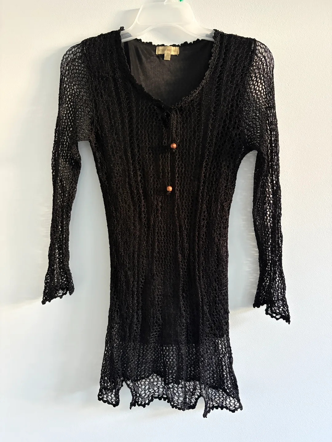 Stylish Black Knit Tunic Top! Size S thumbnail