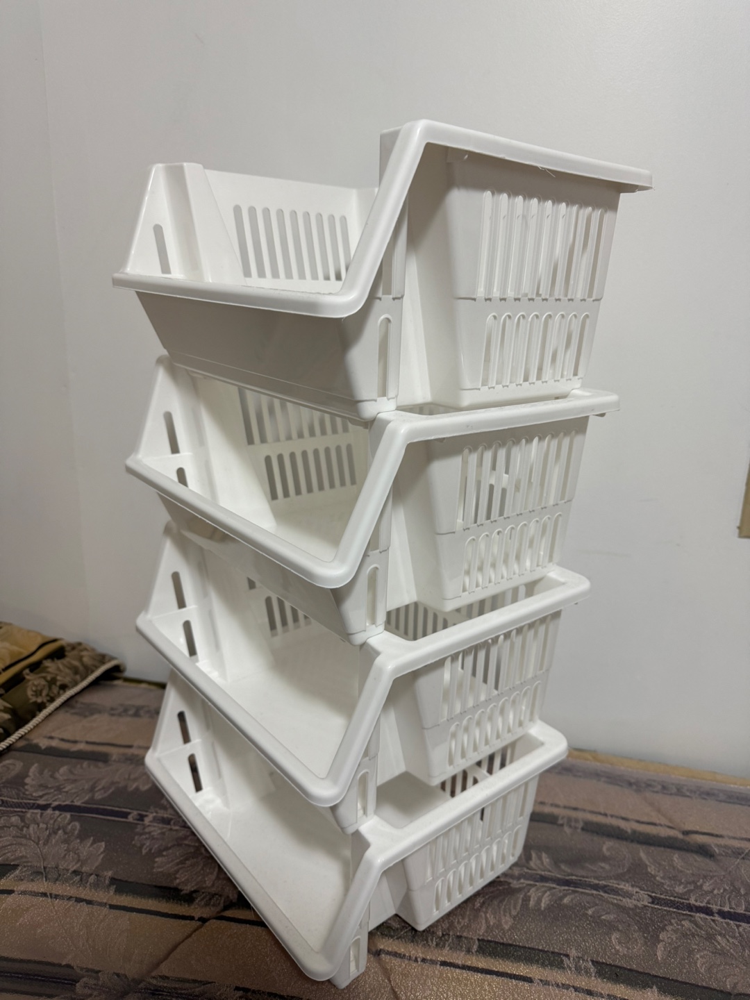 White Plastic Storage Basket - photo 4