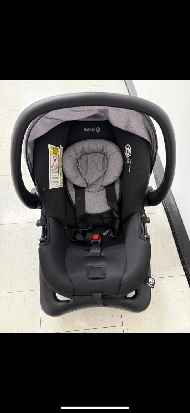 Safety 1st Infant Car Seat thumbnail