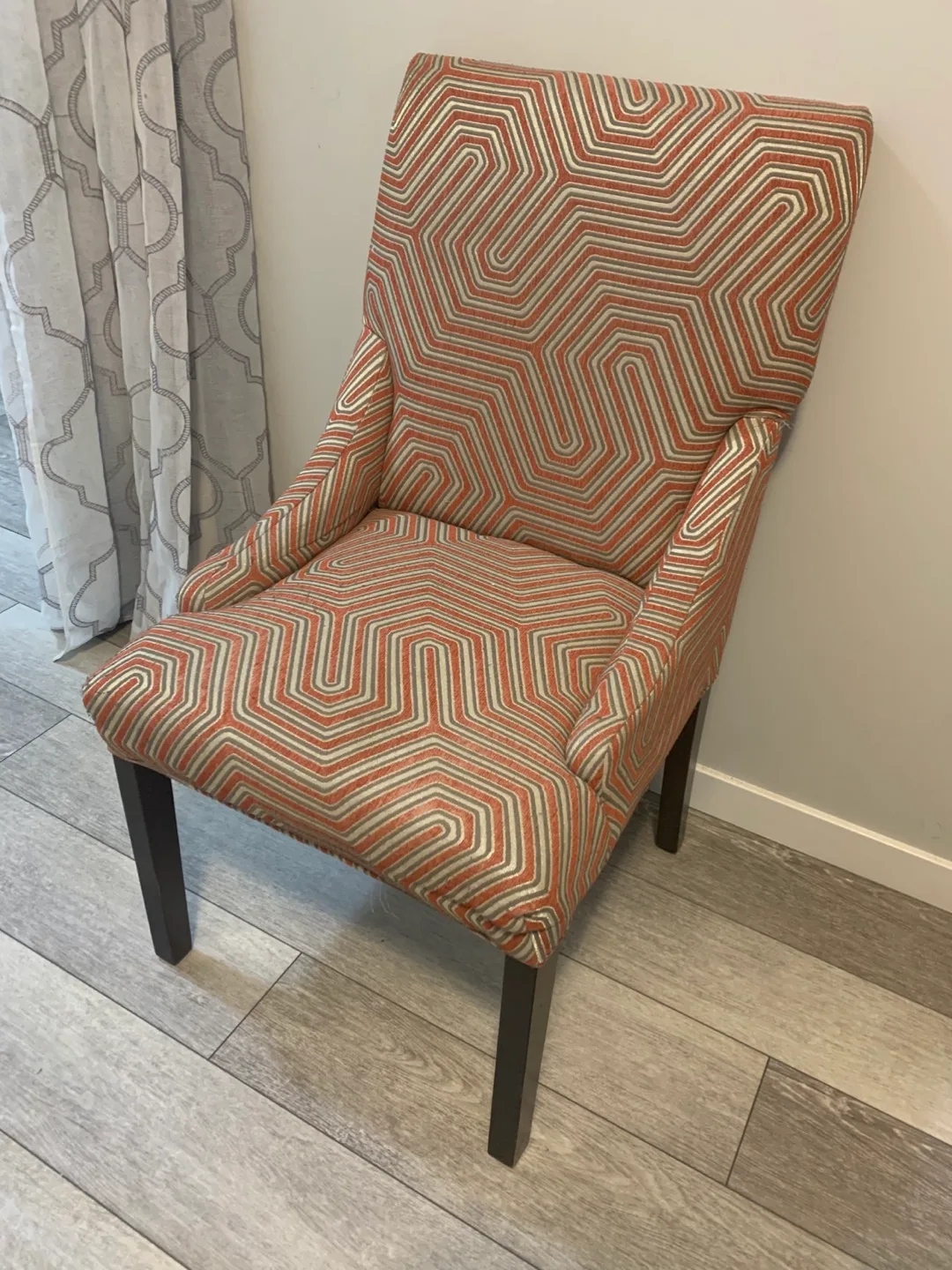 Accent Chair - Orange Geometric Pattern image indicator(4)