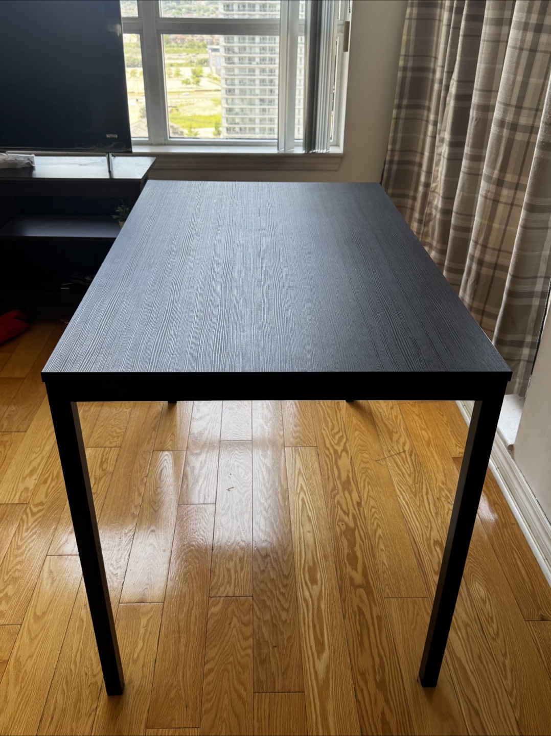 IKEA TÄRENDÖ Table – Sleek & Compact - photo 2