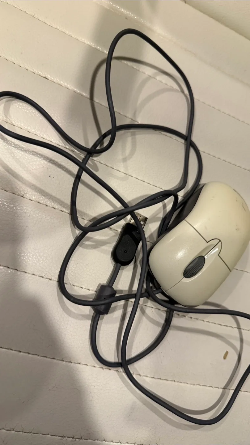 Microsoft Optical Mouse thumbnail
