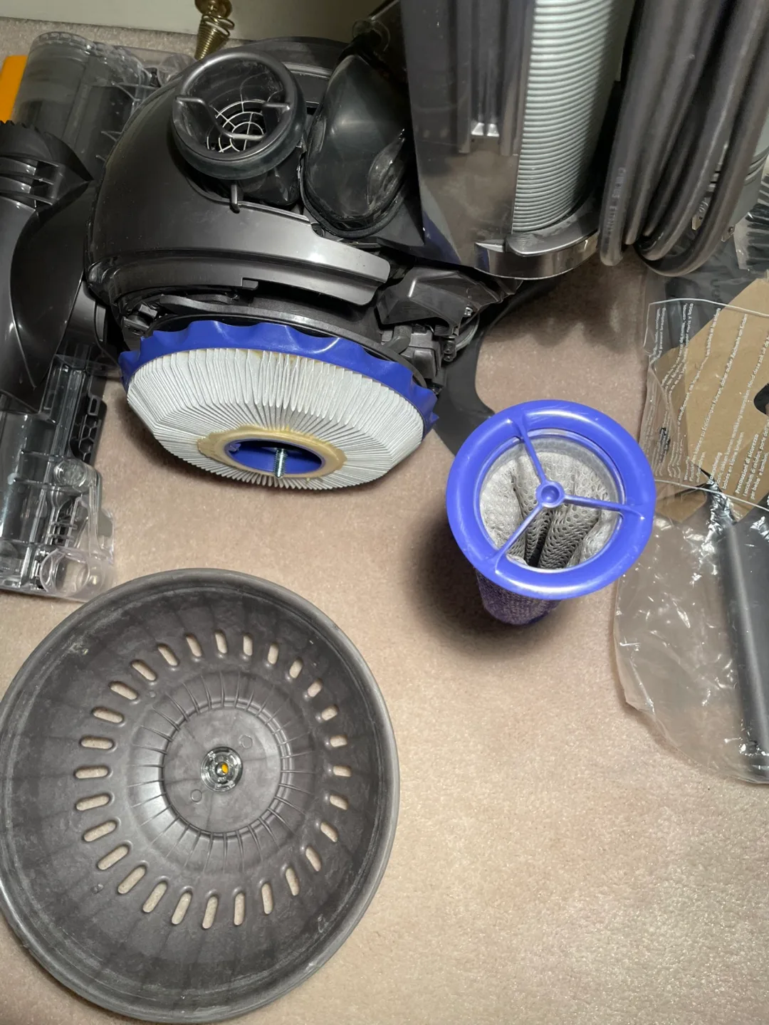 NEW! Dyson Ball Origin Upright Bagless Vacuum - MSRP $565 image indicator(9)