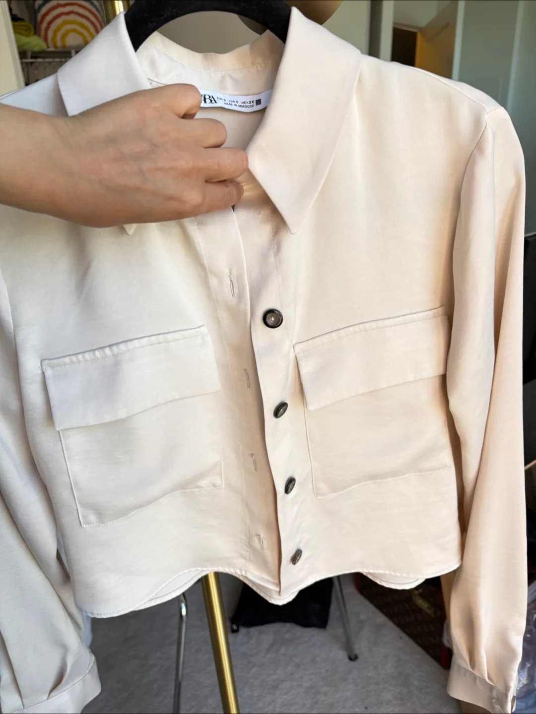 Zara Beige Crop Shirt - Size S image indicator(4)