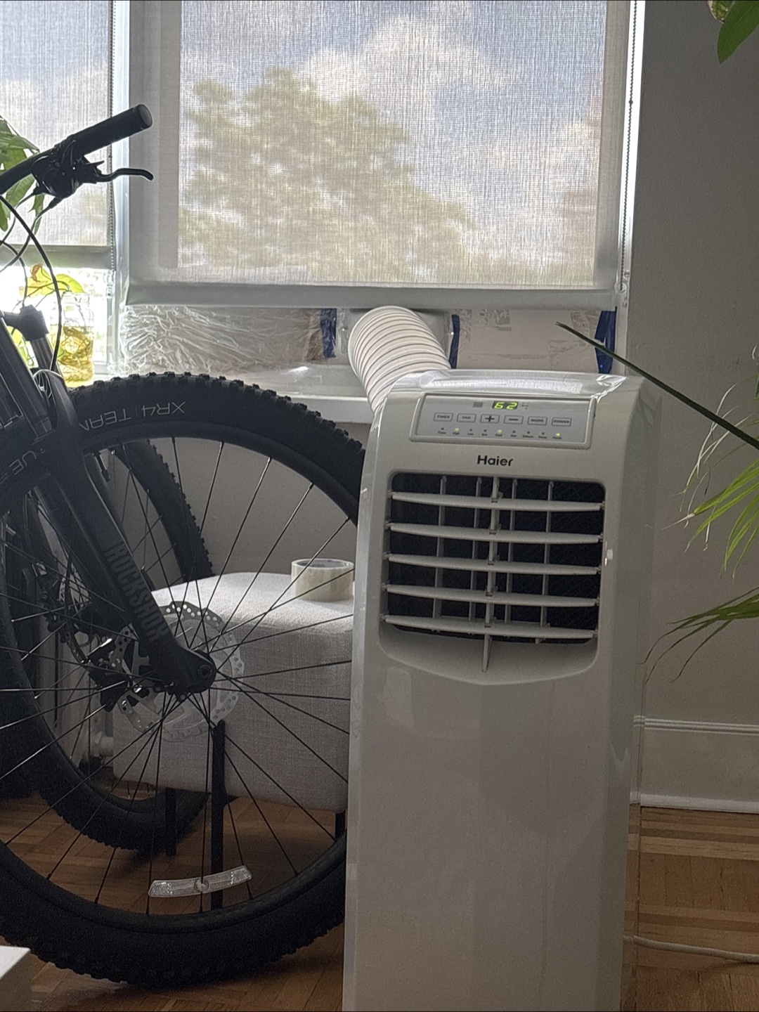Haier HPP10XCT Portable Air Conditioner - photo 2