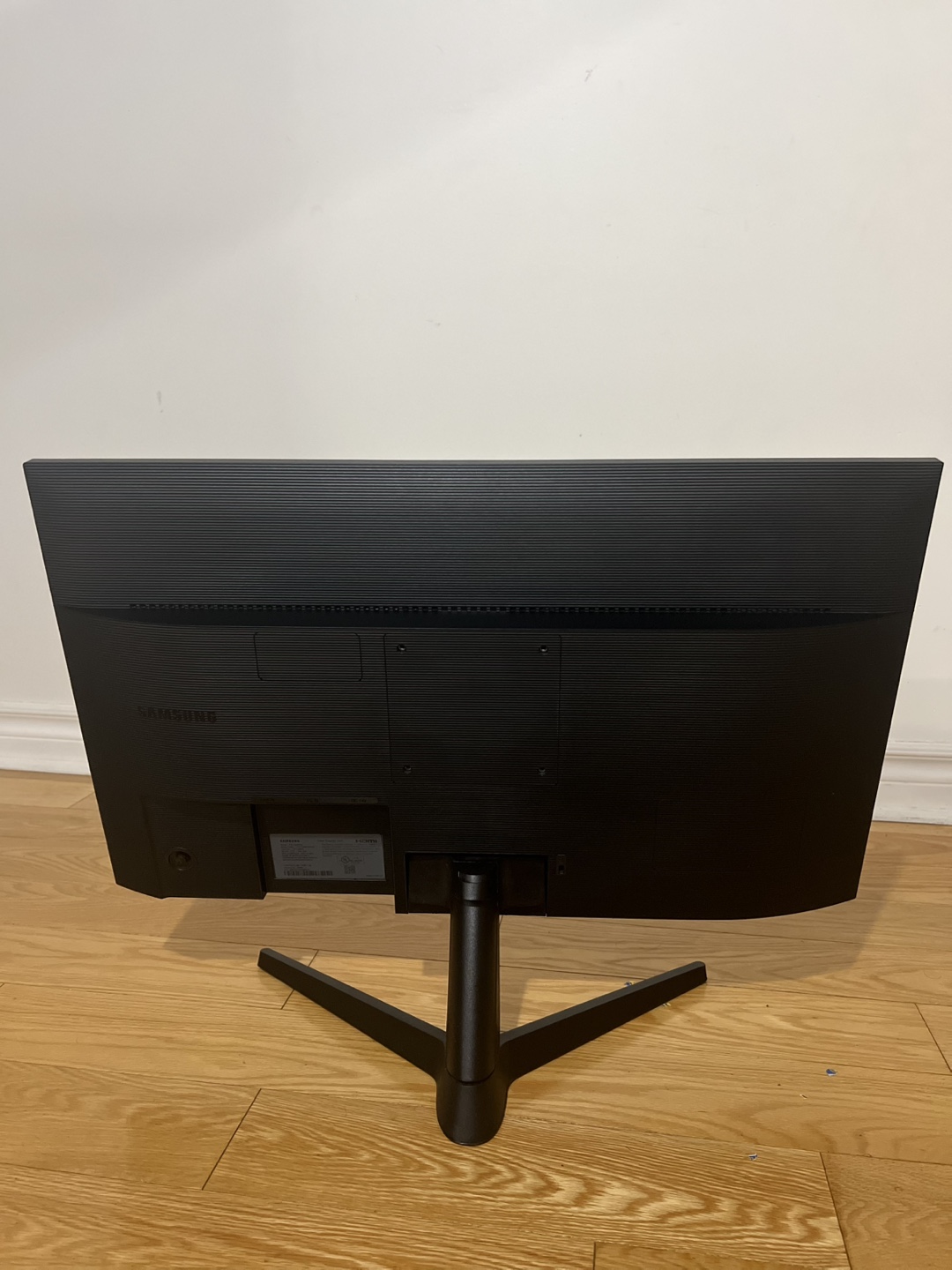 Samsung 27” FHD LED Monitor (LS27T350FHNXZA) - photo 3