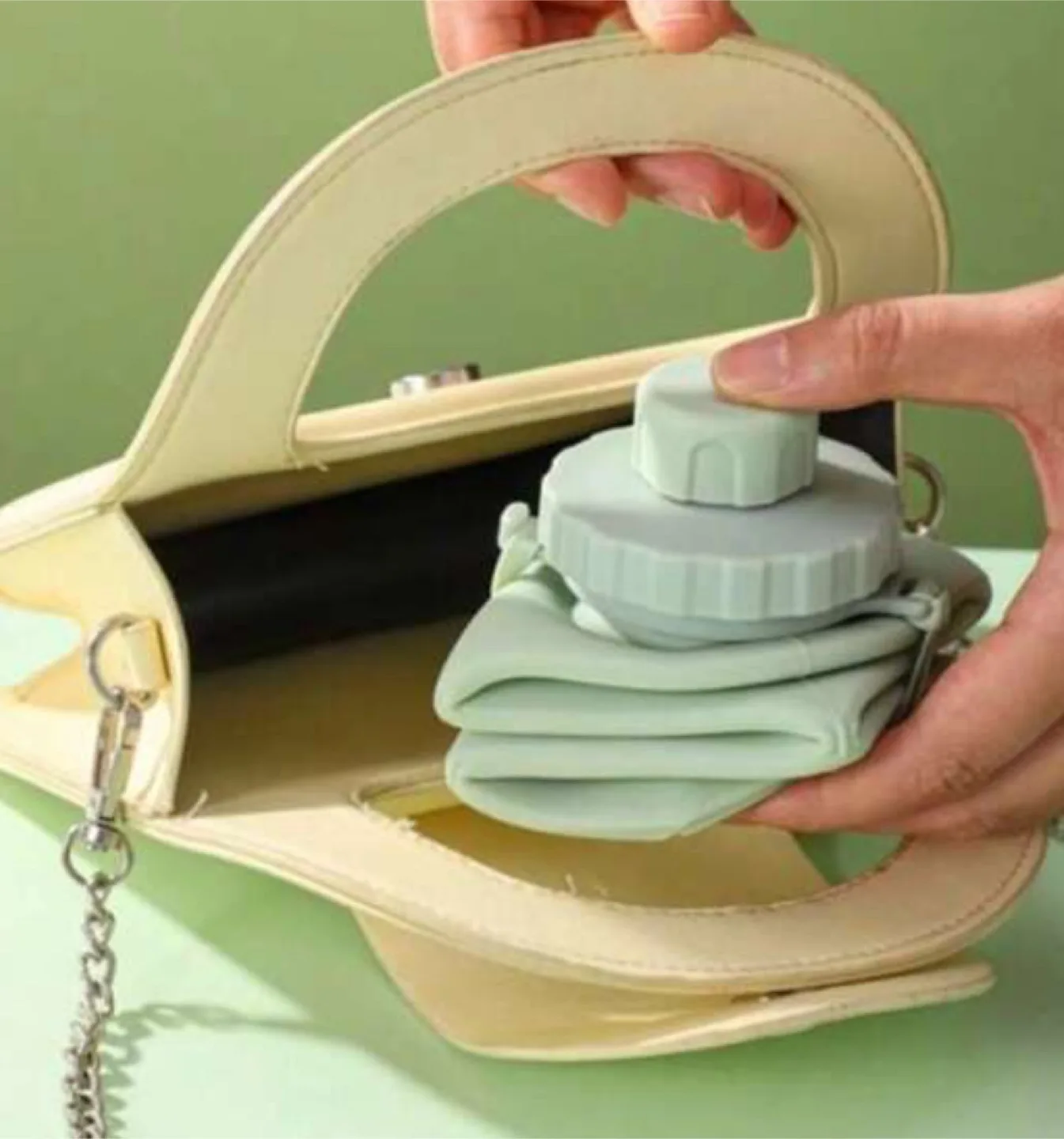 New 2 Collapsible Water Bottles Green and Gray thumbnail