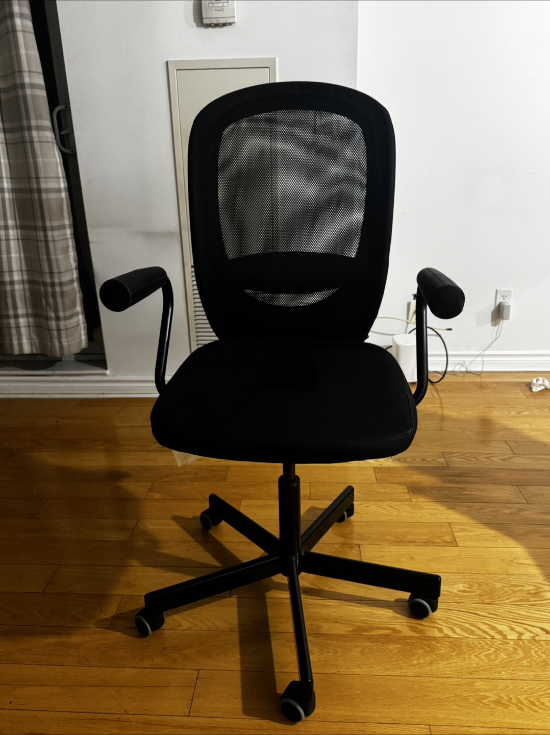 IKEA FLINTAN Office Chair – Ergonomic & Adjustable - photo 3