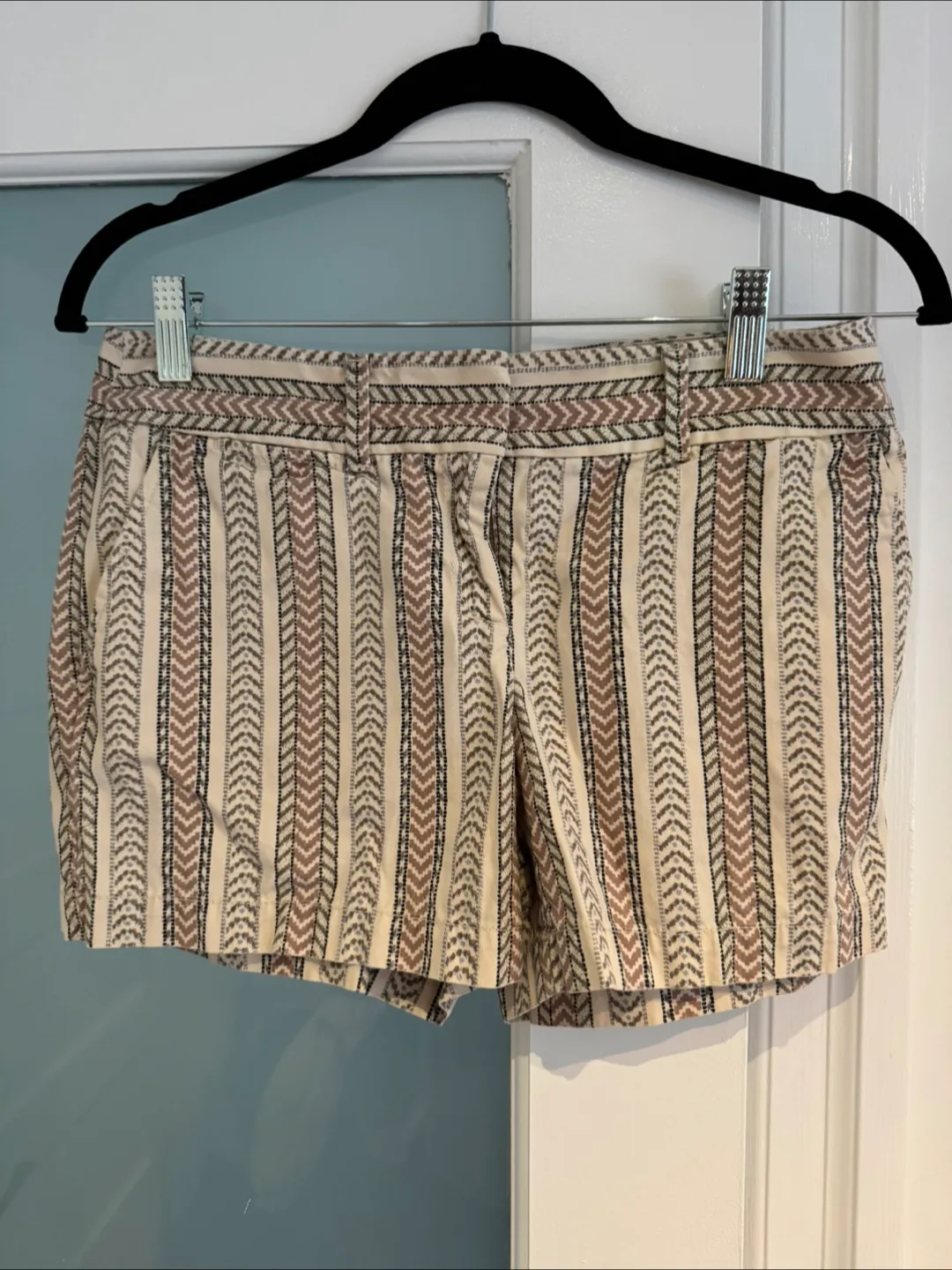 Loft Shorts - Size 0 thumbnail