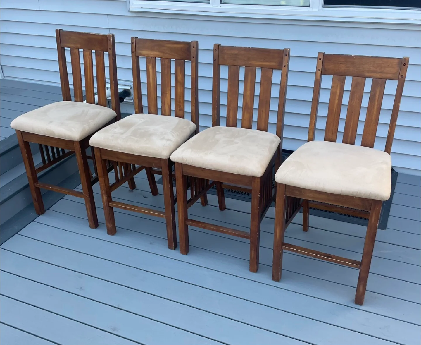 4 Counter/Bar Chairs thumbnail