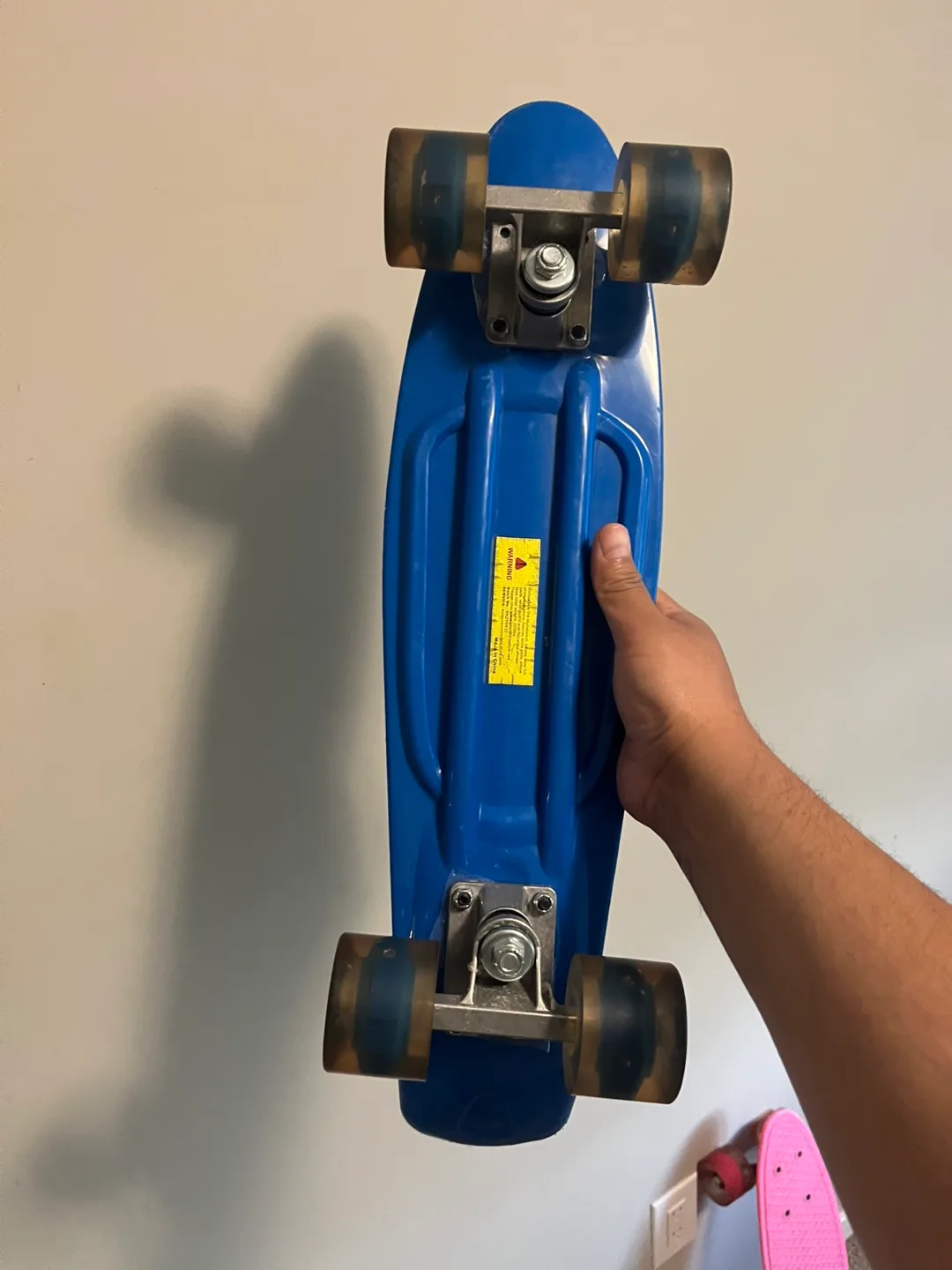 Blue Beleev penny board with light up wheels image indicator(3)