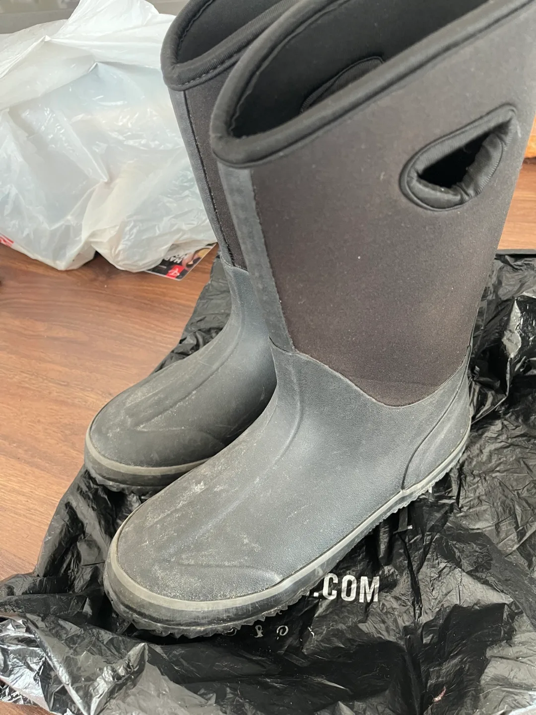 Bogs Kids' Classic High Waterproof Boots, Size 1 thumbnail