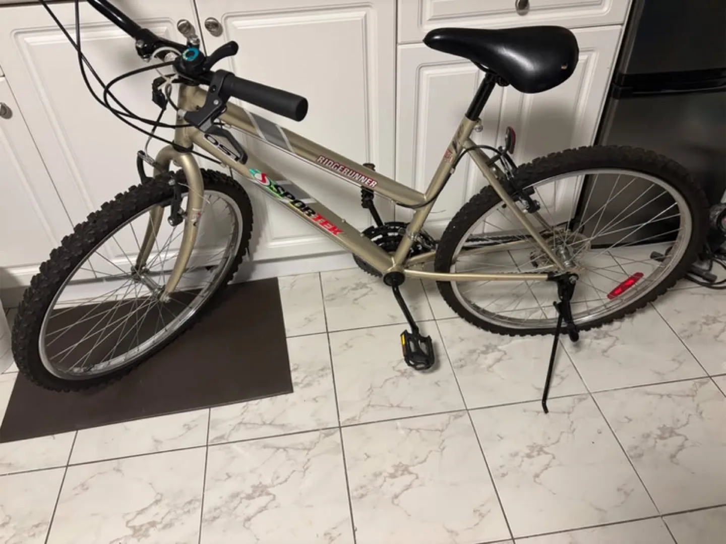 Sportek Ridge Runner 18 Speed Bike thumbnail