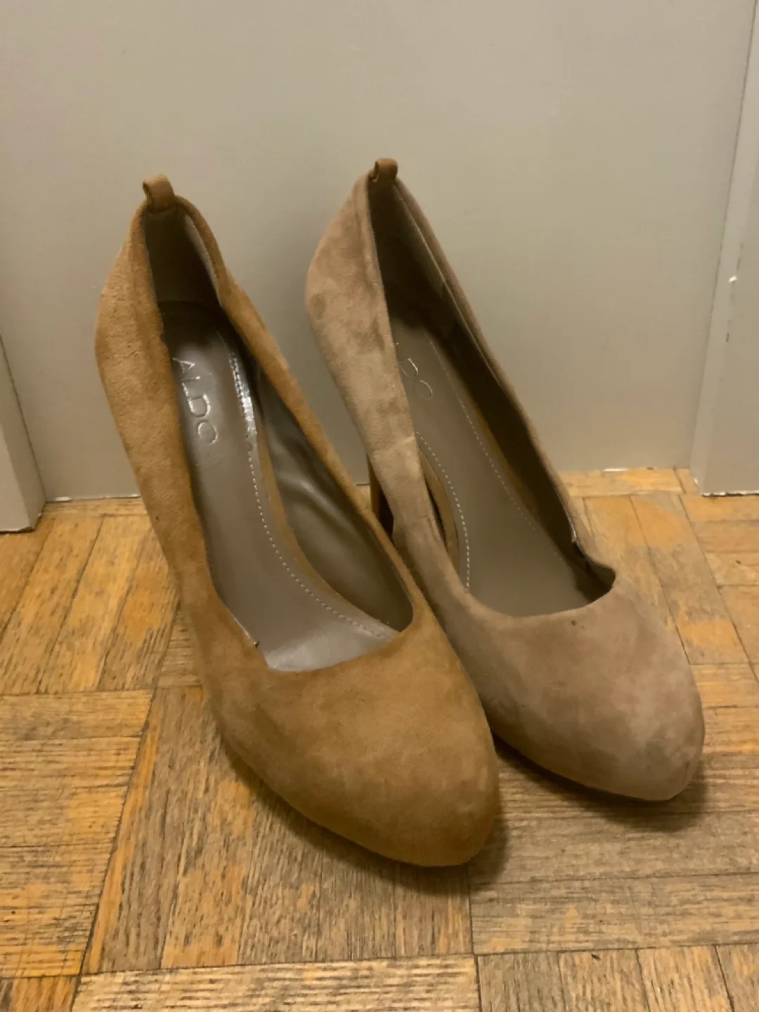 Aldo Suede Monochromatic Heels 🇨🇦 thumbnail