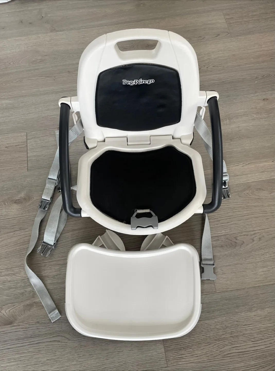 Peg-Pérego Booster Seat image indicator(5)